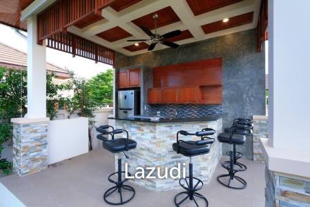 Luxurious 4-Bedroom Villa in Hua Hin Hillside Hamlet