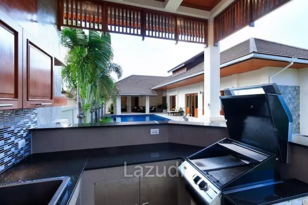 Luxurious 4-Bedroom Villa in Hua Hin Hillside Hamlet