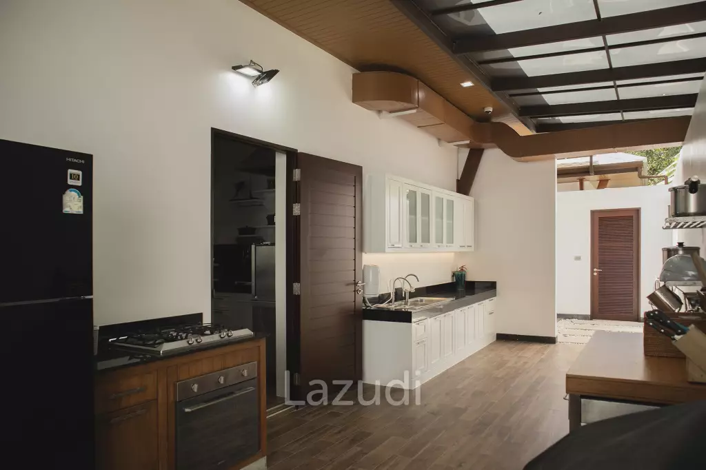 4 BEDROOM SEA VIEW HILLSIDE VILLA | RAWAI