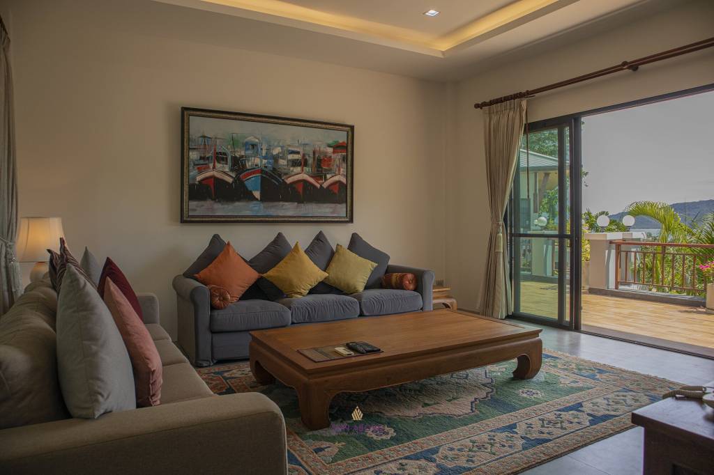 4 BEDROOM SEA VIEW HILLSIDE VILLA | RAWAI