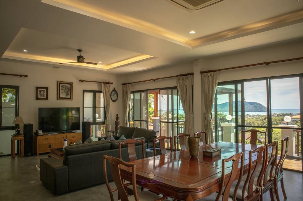 4 BEDROOM SEA VIEW HILLSIDE VILLA | RAWAI