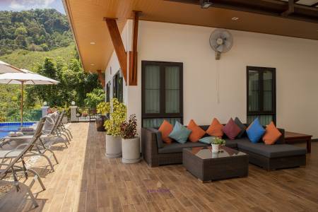 4 BEDROOM SEA VIEW HILLSIDE VILLA | RAWAI