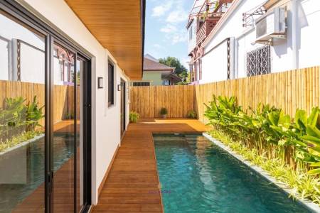 Beautiful newly built 2 bedroom Balinese style pool villa near Rawai Beach