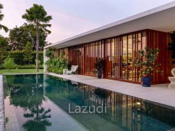 Luxurious 2-Bed Pool Villa in Sunplay, Bang Sare