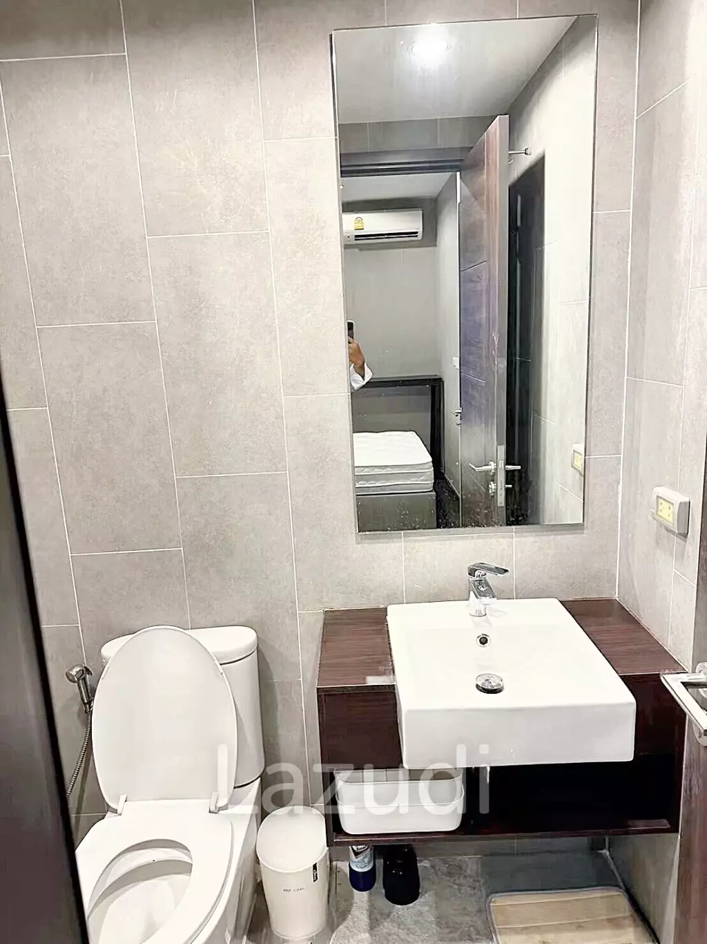 1 Bedroom 1 Bathroom 30 SQ.M at C Ekkamai