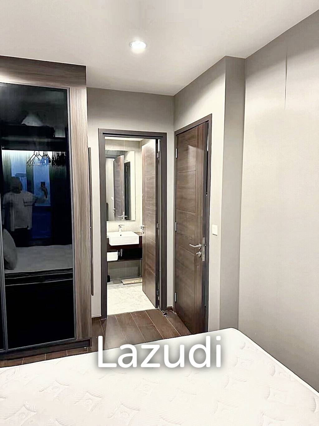 1 Bedroom 1 Bathroom 30 SQ.M at C Ekkamai