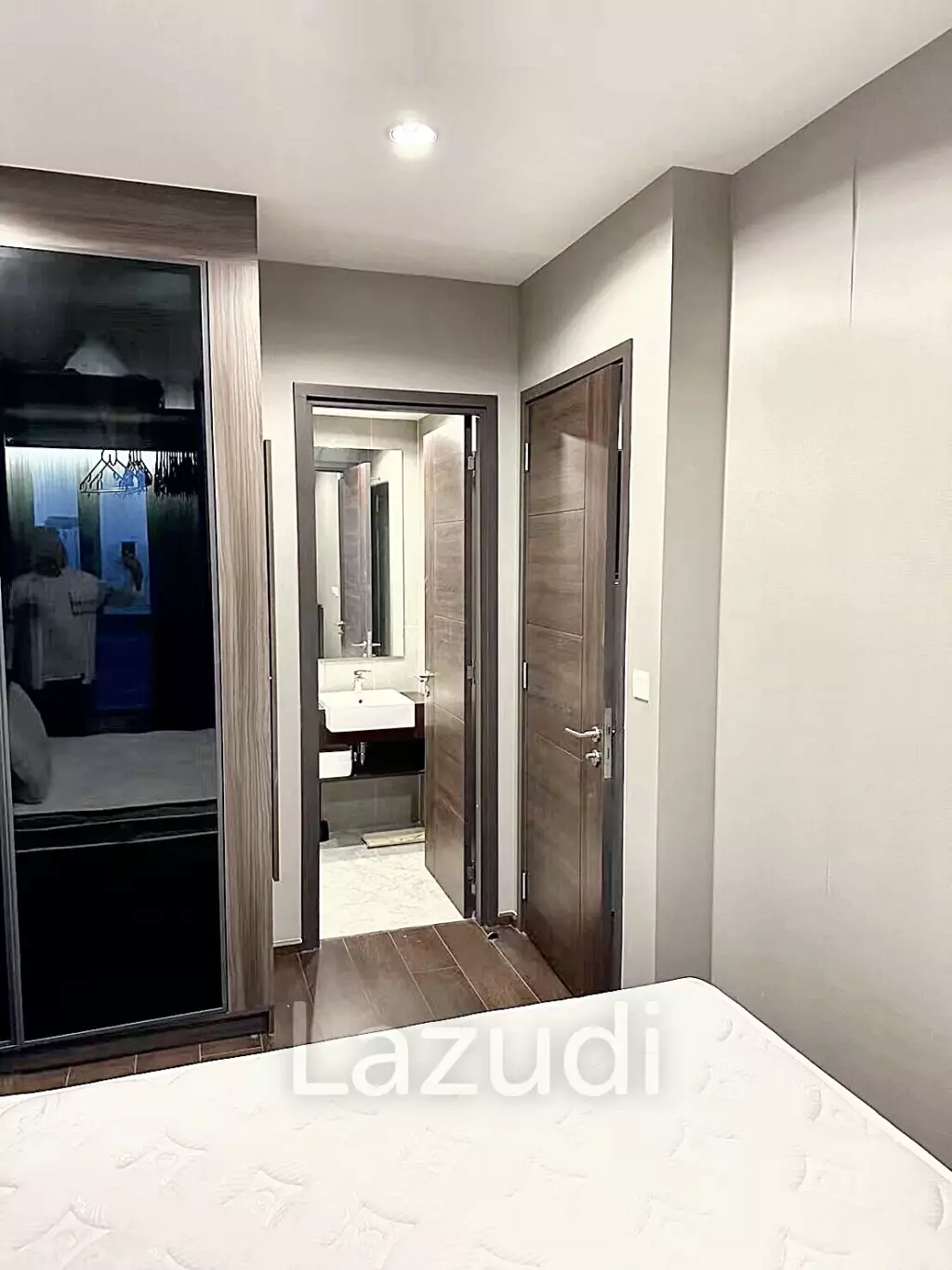 1 Bedroom 1 Bathroom 30 SQ.M at C Ekkamai