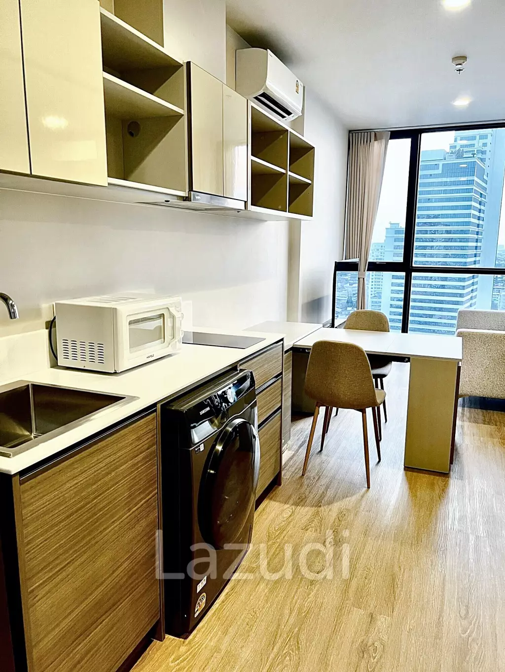 1 Bedroom 1 Bathroom 33 SQ.M The Issara Sathorn