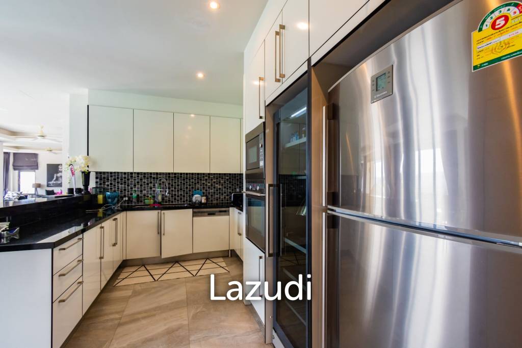 1,207 Sqm 4 Bed 5 Bath Villa For Sale