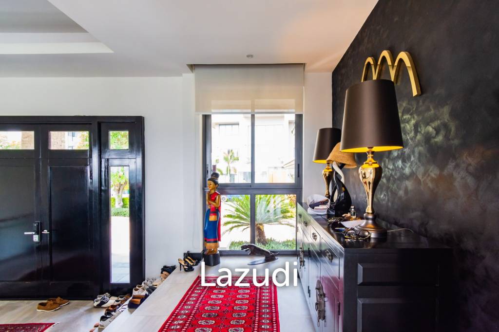 1,207 Sqm 4 Bed 5 Bath Villa For Sale