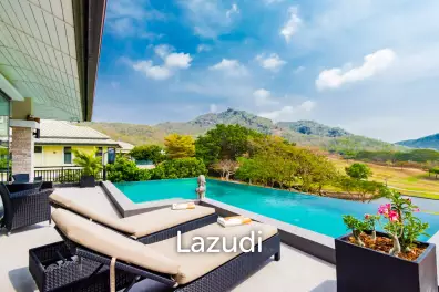 BLACK MOUNTAIN : Stunning Luxurious 4 Bed on the Golf course