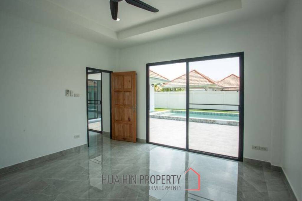 Cozy 3 Bed Pool Villa For Sale in Wang Pong Hua Hin