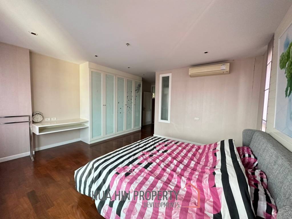 The Seaside : 2 Bed 2 Bath Condo For Sale