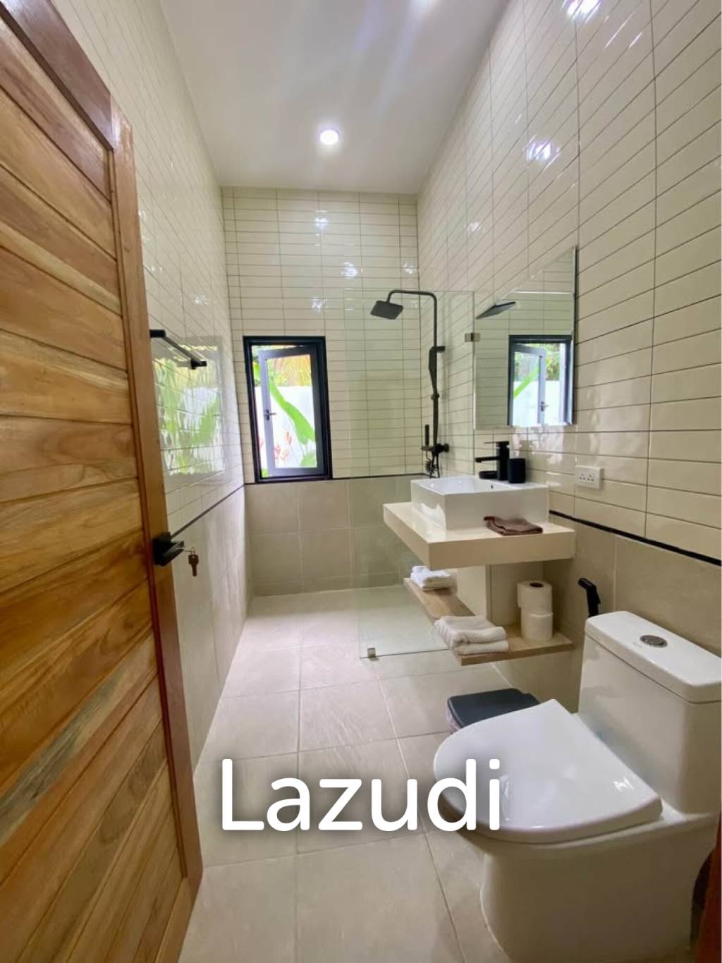 4-Bedroom Pool Villa with Mountain Views in Prime Lamai Location