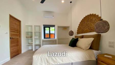 4-Bedroom Pool Villa with Mountain Views in Prime Lamai Location