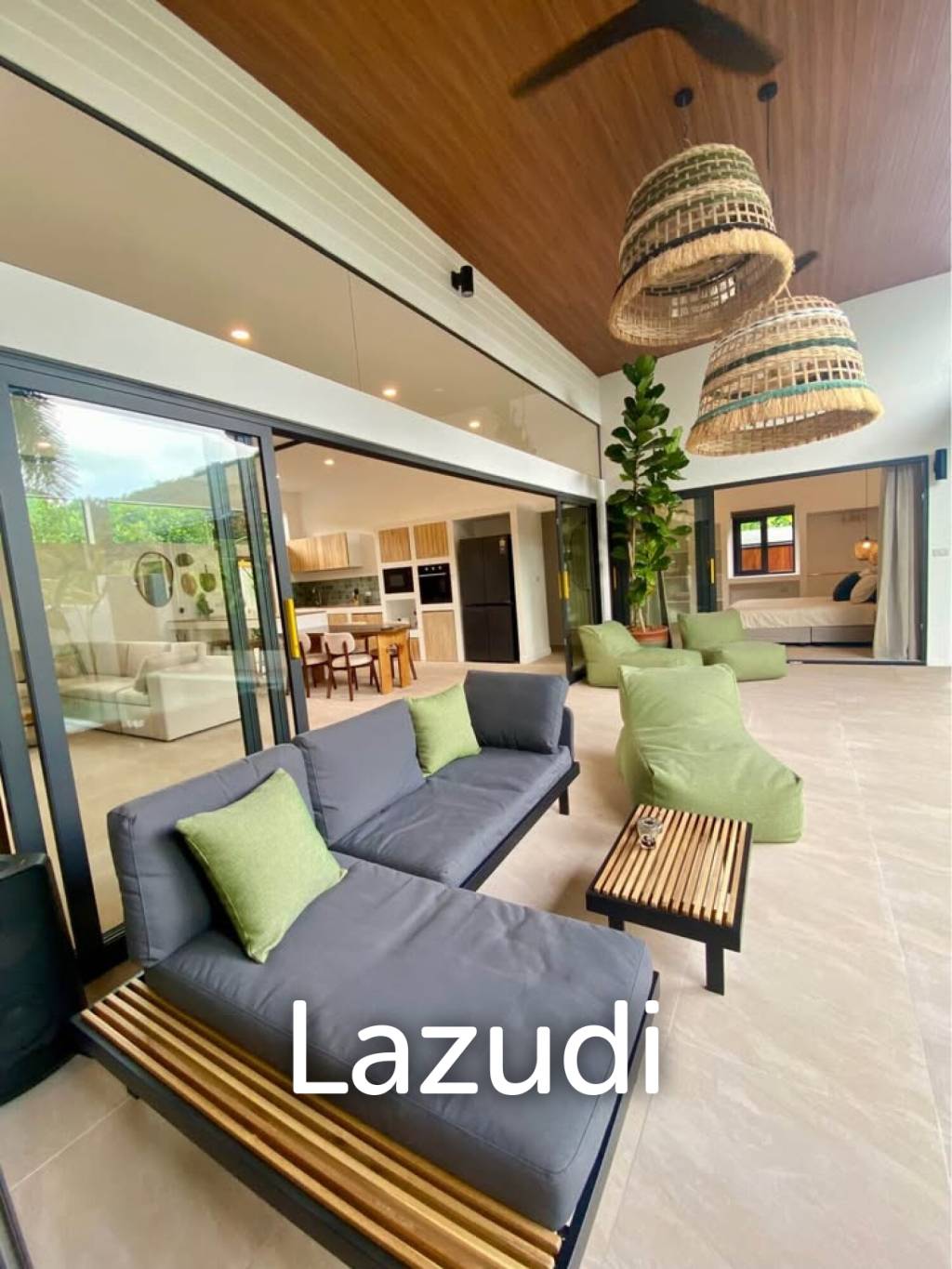 4-Bedroom Pool Villa with Mountain Views in Prime Lamai Location