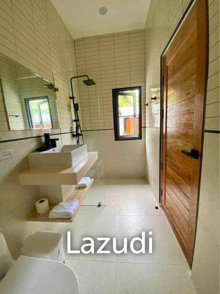 4-Bedroom Pool Villa with Mountain Views in Prime Lamai Location