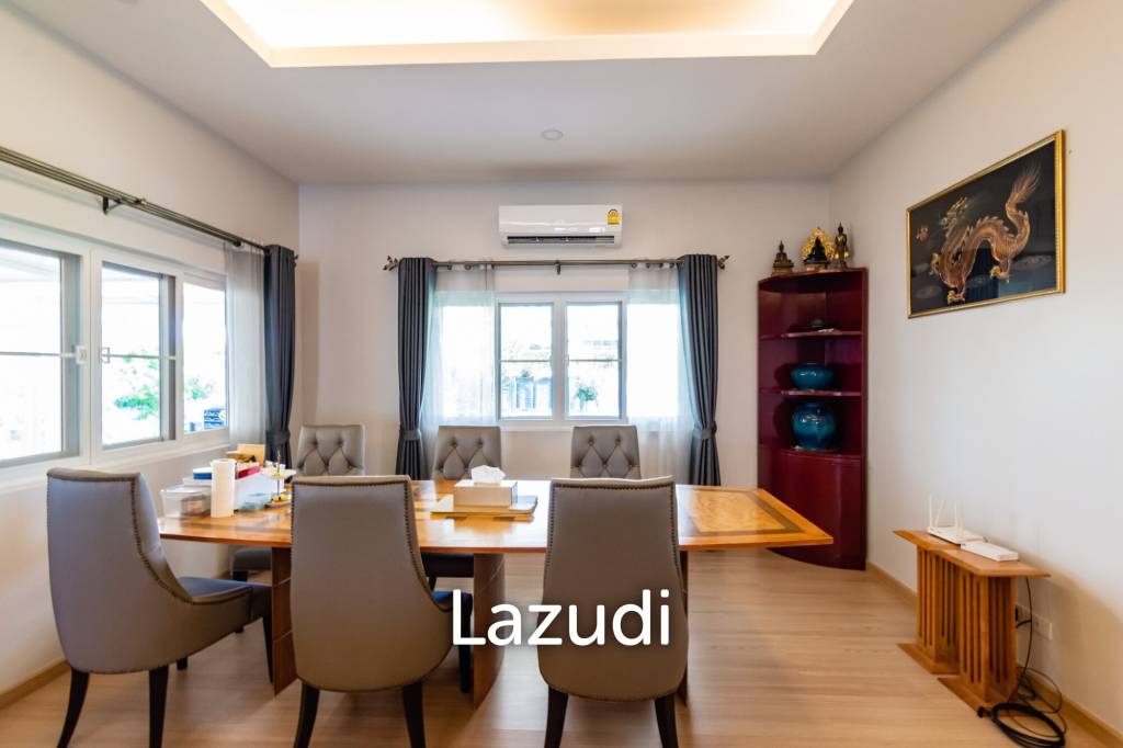 EMERALD SCENERY :  4 Bed Pool Villa with big land plot