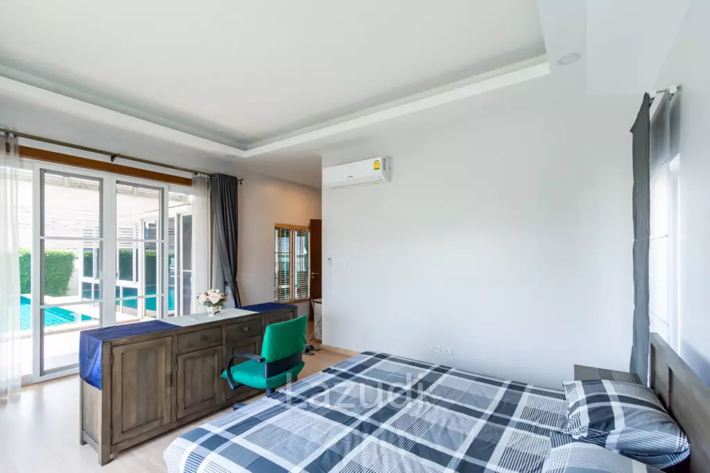 EMERALD SCENERY :  5 Bed Pool Villa with big land plot