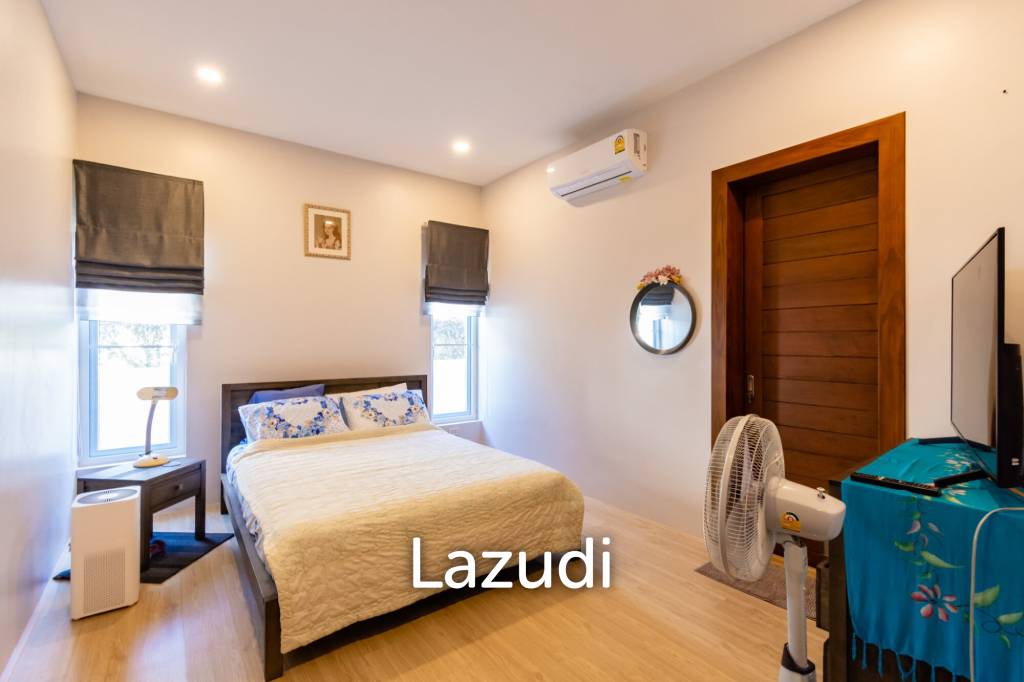 EMERALD SCENERY :  4 Bed Pool Villa with big land plot