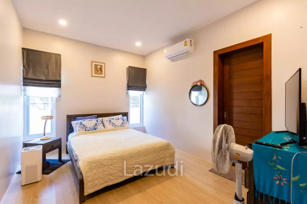 EMERALD SCENERY :  5 Bed Pool Villa with big land plot