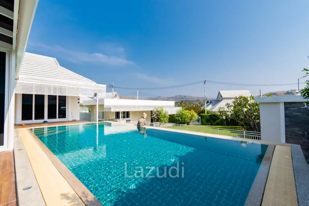 EMERALD SCENERY :  5 Bed Pool Villa with big land plot