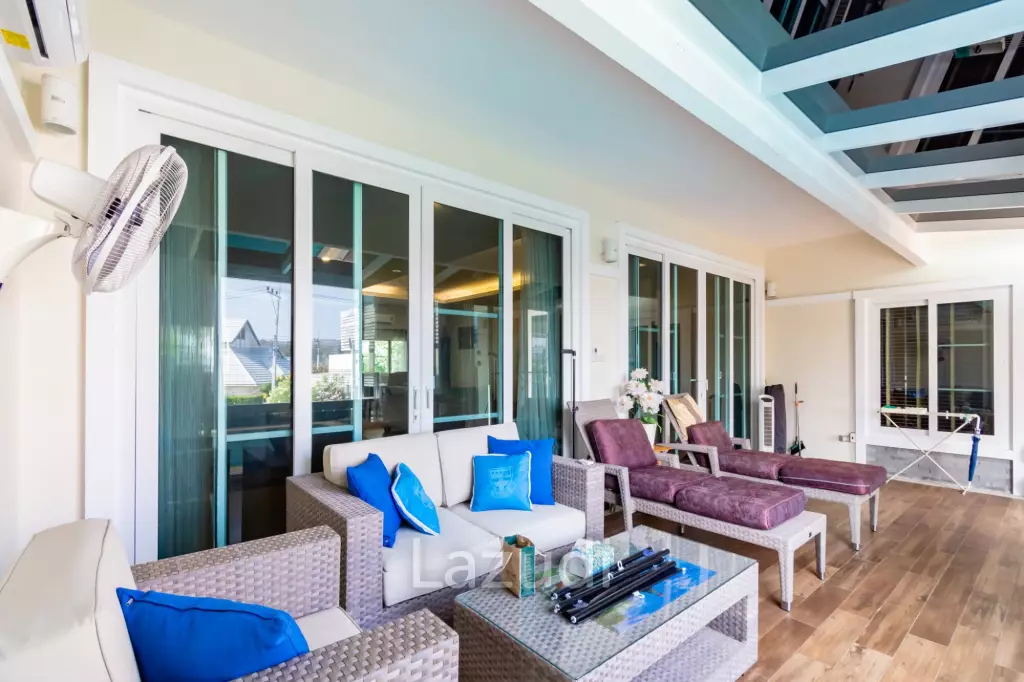 EMERALD SCENERY :  5 Bed Pool Villa with big land plot