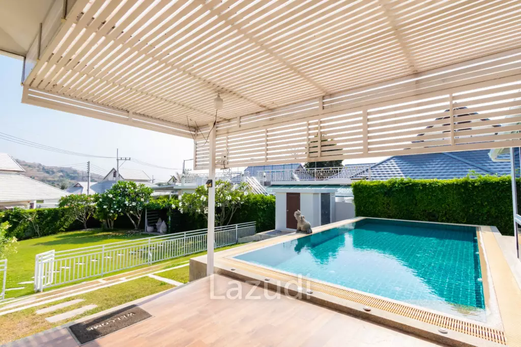EMERALD SCENERY :  5 Bed Pool Villa with big land plot