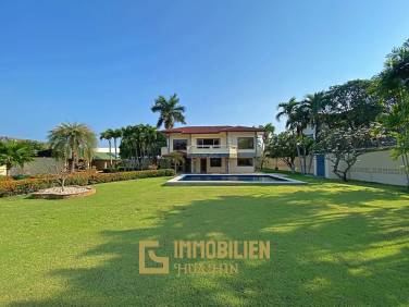 City Center 4 Bed Pool Villa on 1 Rai Land For Sale Hua Hin