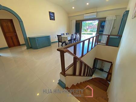 City Center 4 Bed Pool Villa on 1 Rai Land For Sale Hua Hin