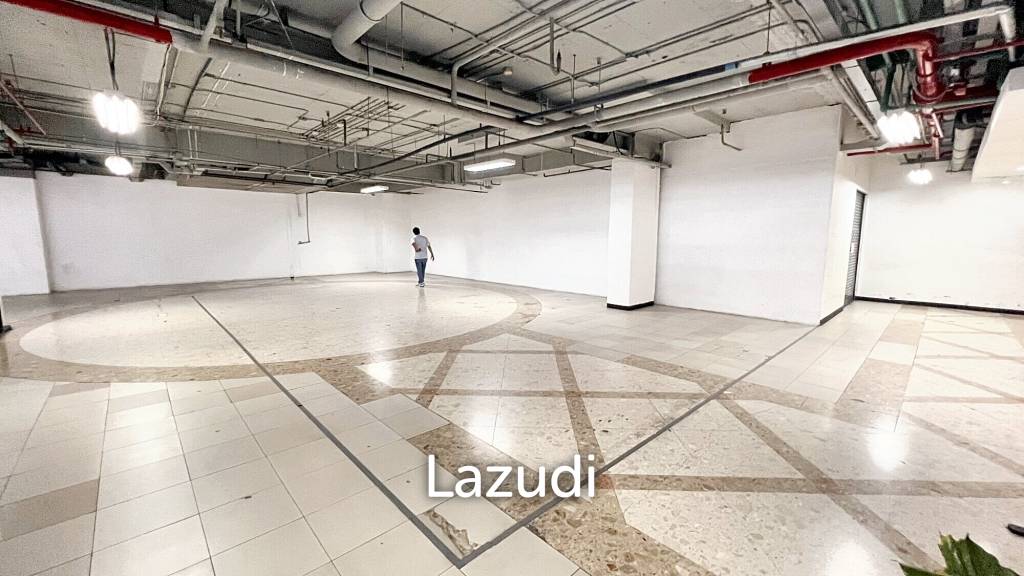 Premium Retail Space in Midtown Asoke, Bangkok