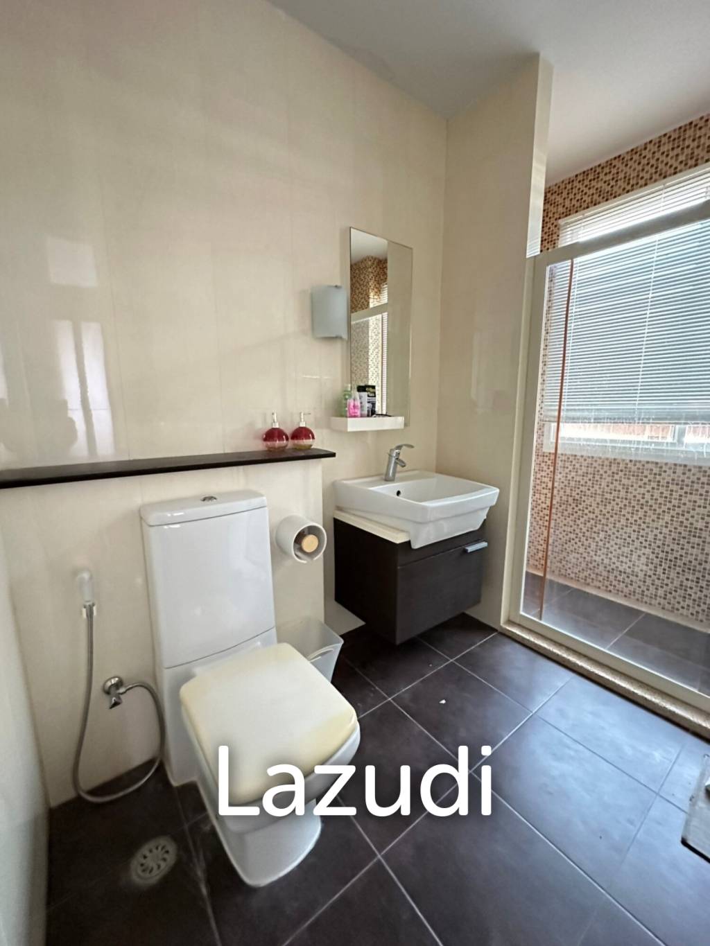 The Seaside : 2 Bed 2 Bath Condo For Sale