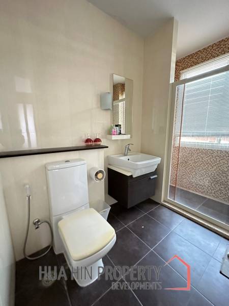 The Seaside : 2 Bed 2 Bath Condo For Sale