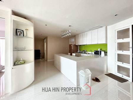 The Seaside : 2 Bed 2 Bath Condo For Sale