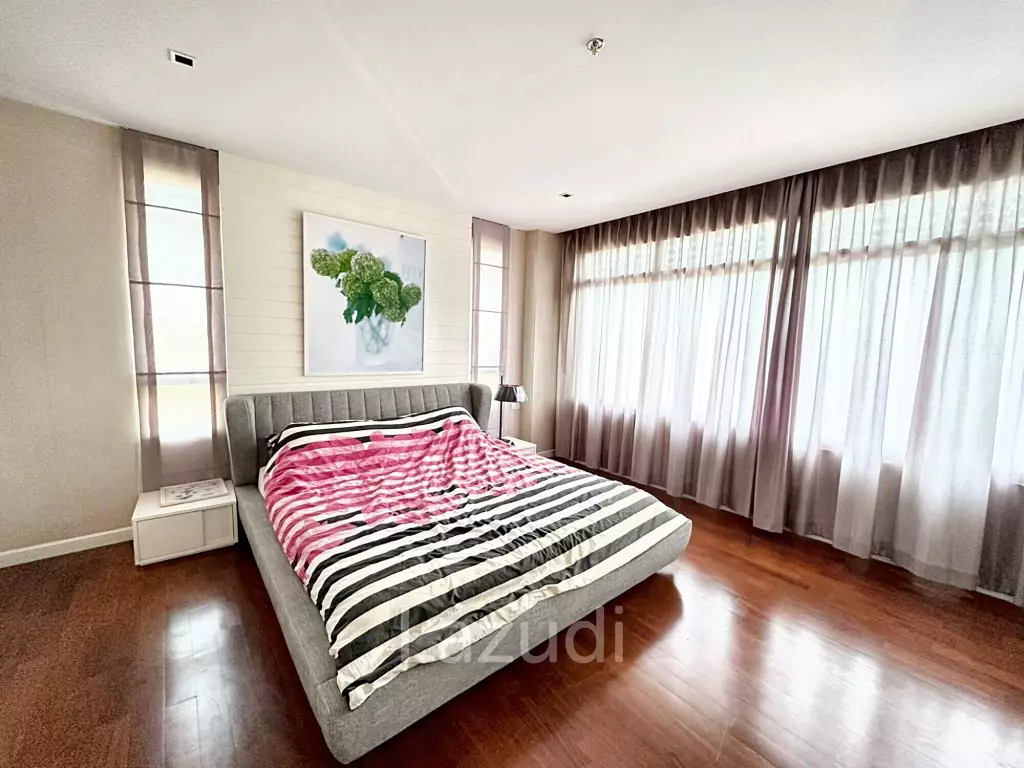 The Seaside : 2 Bed 2 Bath Condo For Sale