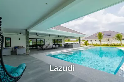 PARKLAND VILLA : Modern 4 Bed Pool Villa with big land plot
