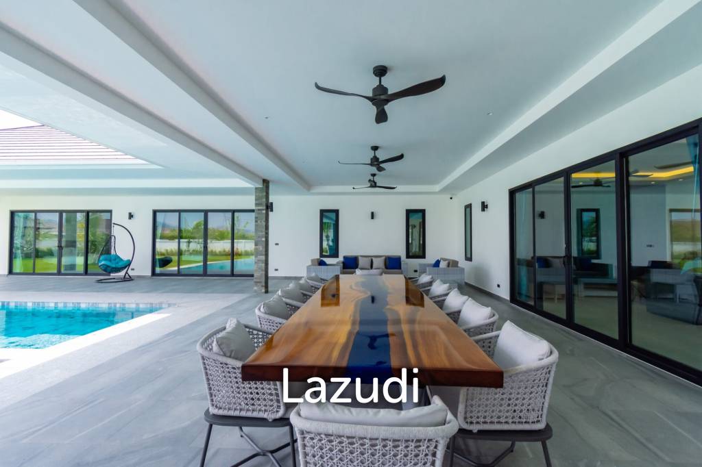 PARKLAND VILLAS : Modern 4 Bed Pool Villa with big land plot