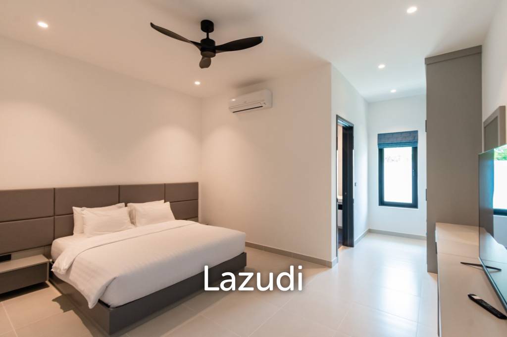 PARKLAND VILLAS : Modern 4 Bed Pool Villa with big land plot