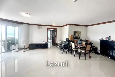 3 Beds 2 Baths 174.68 SQ.M. Park Beach Condominium