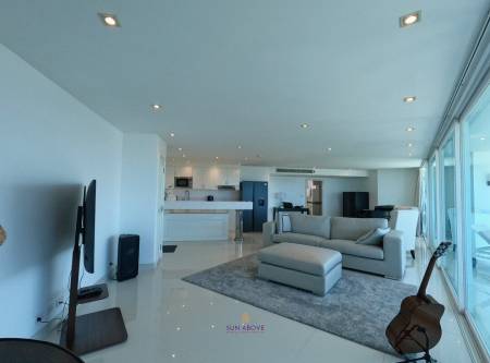 FOREIGN FREEHOLD - Andaman Beach Suites Panoramic SEA VIEW Spacious Condo in Patong