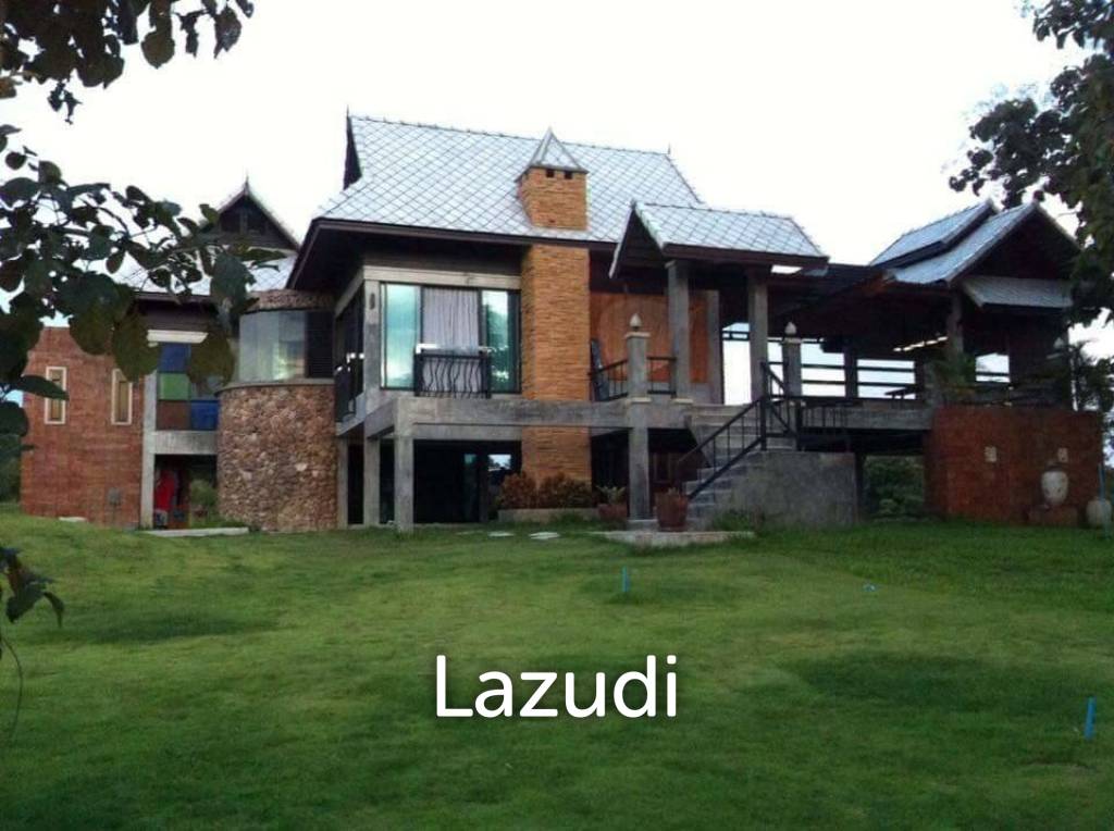 Private Villa on the hill in Chiangmai on 25Rais mountain view for SALE