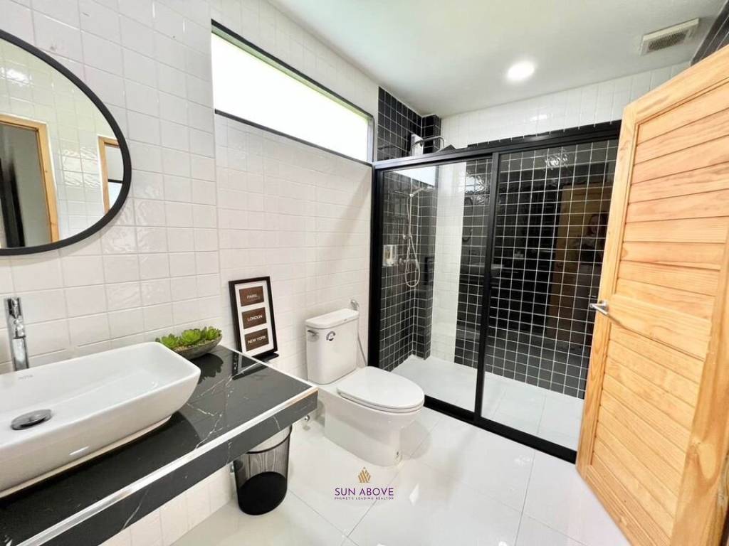 Stand Alone 3 Bedroom Pool Villa For Rent In Soi Pasak 4