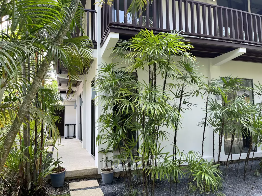 Spacious 5 Bedroom House With Private Garden For Sale In Bangtao