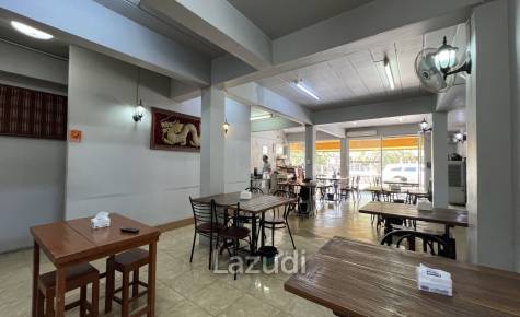 Nice Location 3 Storey Building For Sale in Chiang Rai City