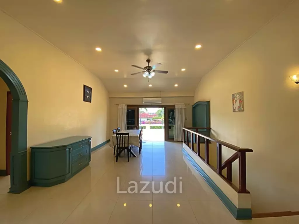City Center 4 Bed Pool Villa on 1 Rai Land For Sale Hua Hin
