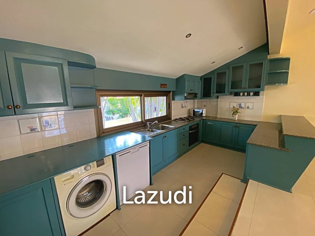 1,600 m² 4 Chambre 3 Salle de bain Villa Pour Vente