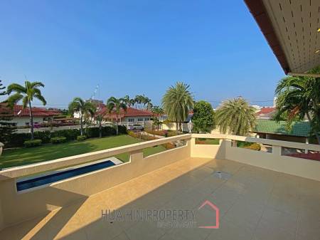 City Center 4 Bed Pool Villa on 1 Rai Land For Sale Hua Hin