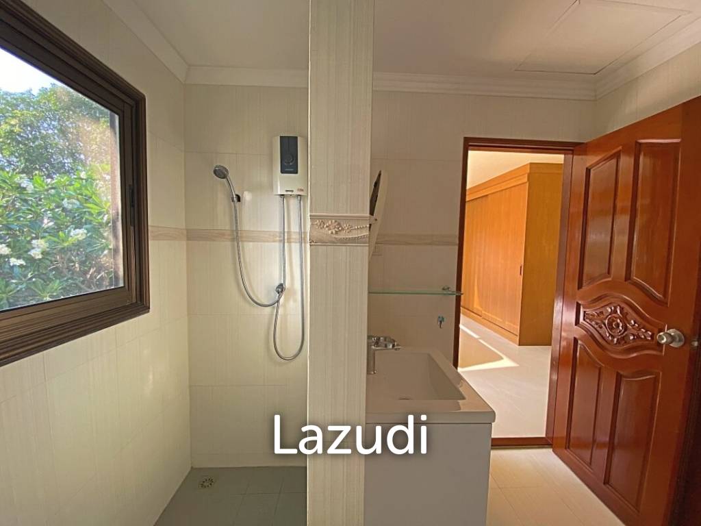 1,600 m² 4 Chambre 3 Salle de bain Villa Pour Vente