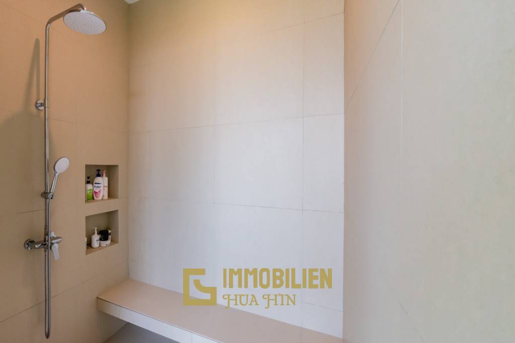 1,600 m² 4 Chambre 5 Salle de bain Villa Pour Vente