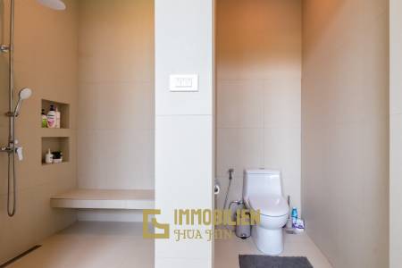 1,600 m² 4 Chambre 5 Salle de bain Villa Pour Vente